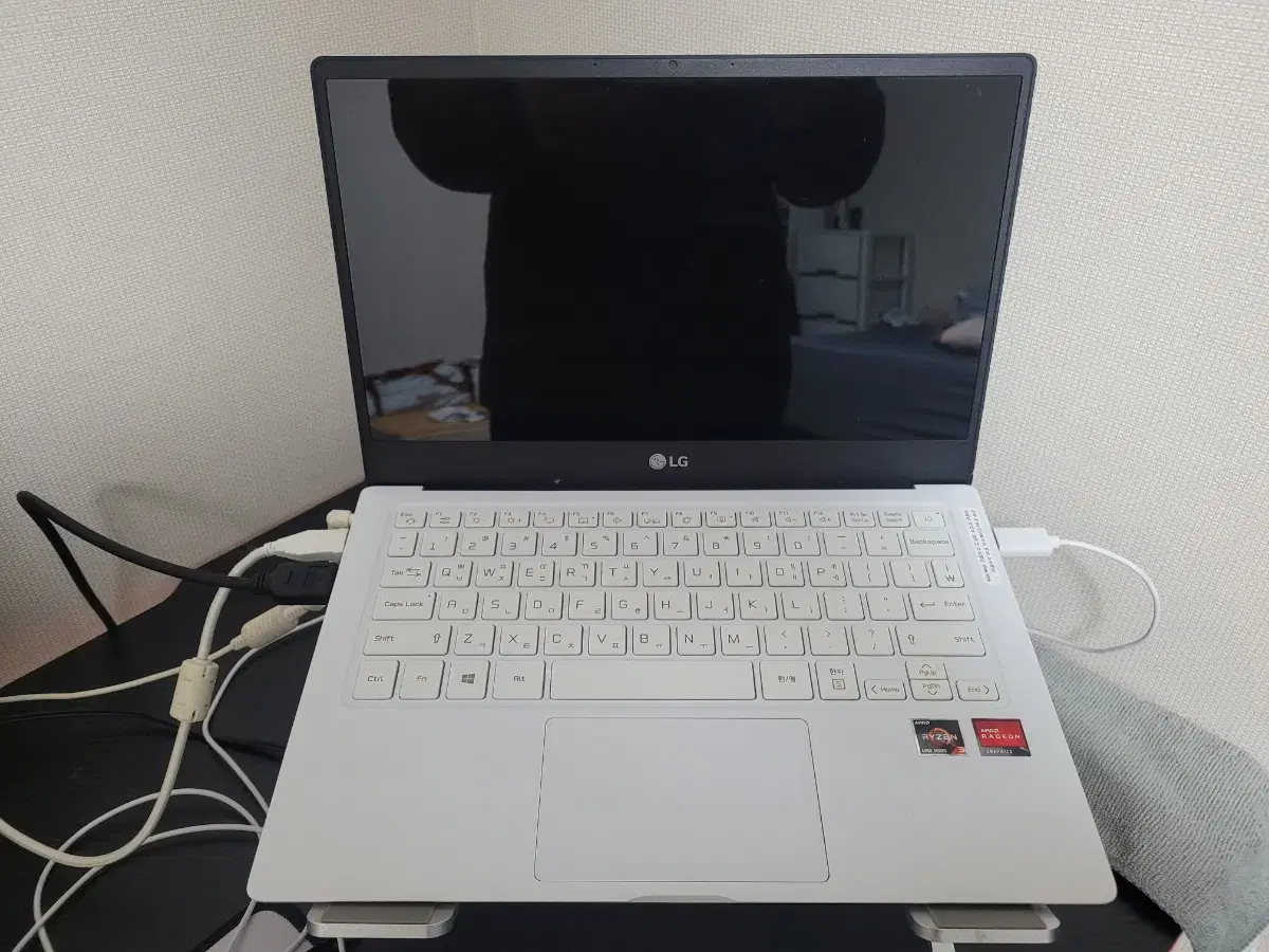 LG 울트라PC 13U70P-GR30K 팝니다.